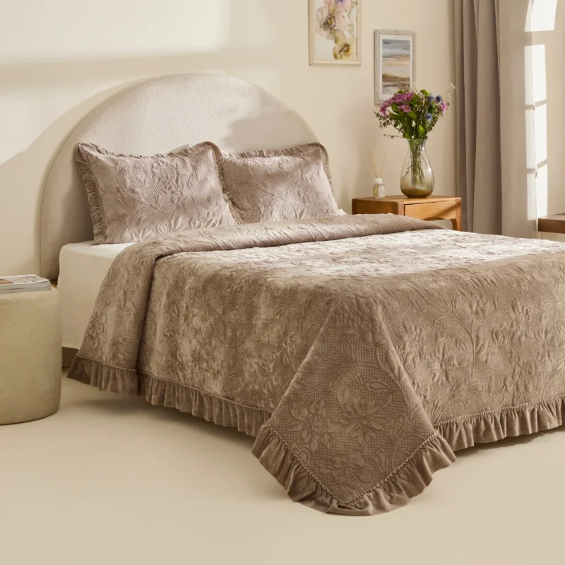 Karaca Audrey Tagesdecke, Einzelbett, Grau