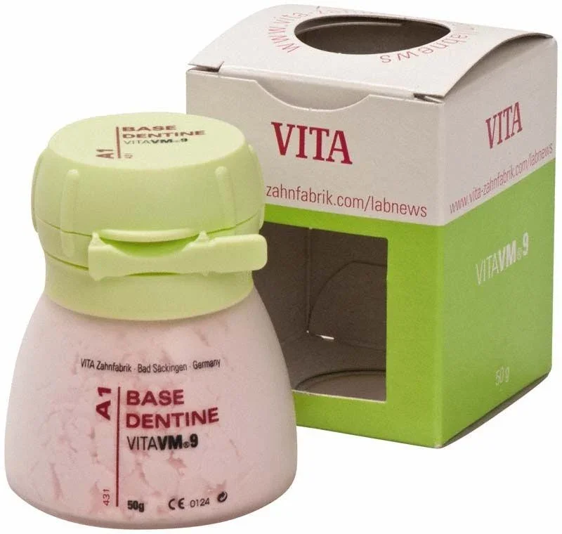 VM9 Classical Base Dentin 50g A1 mit Verpackung.