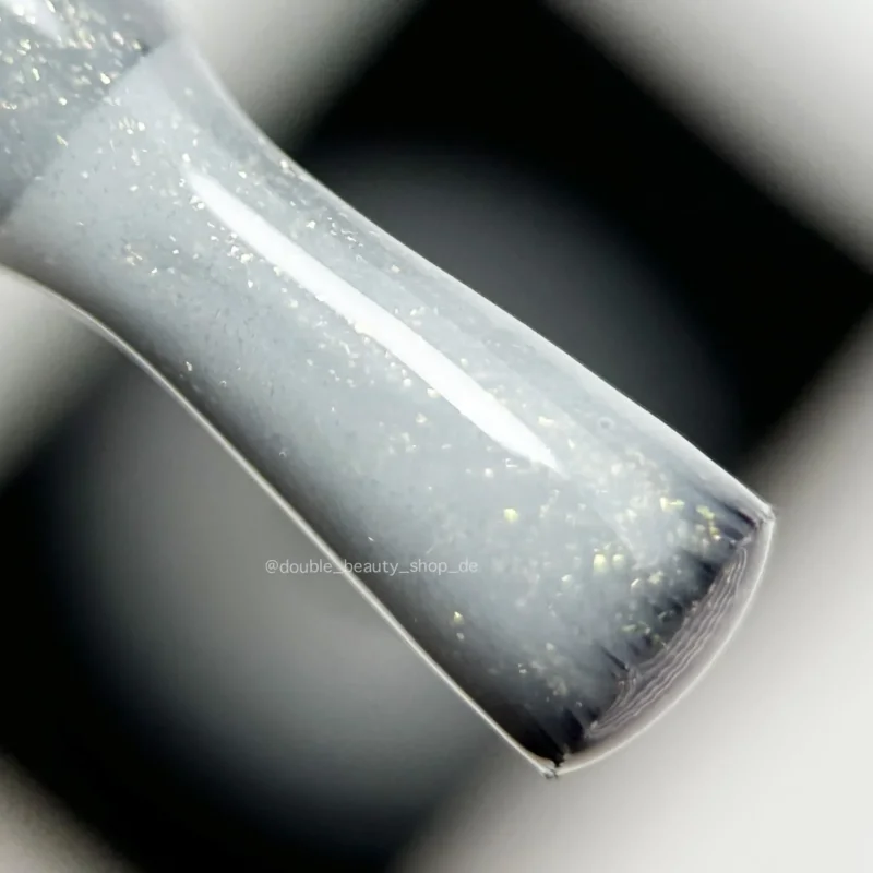 01 MILK Shimmer - Cover Base Coat 10ml NAILS OF THE DAY