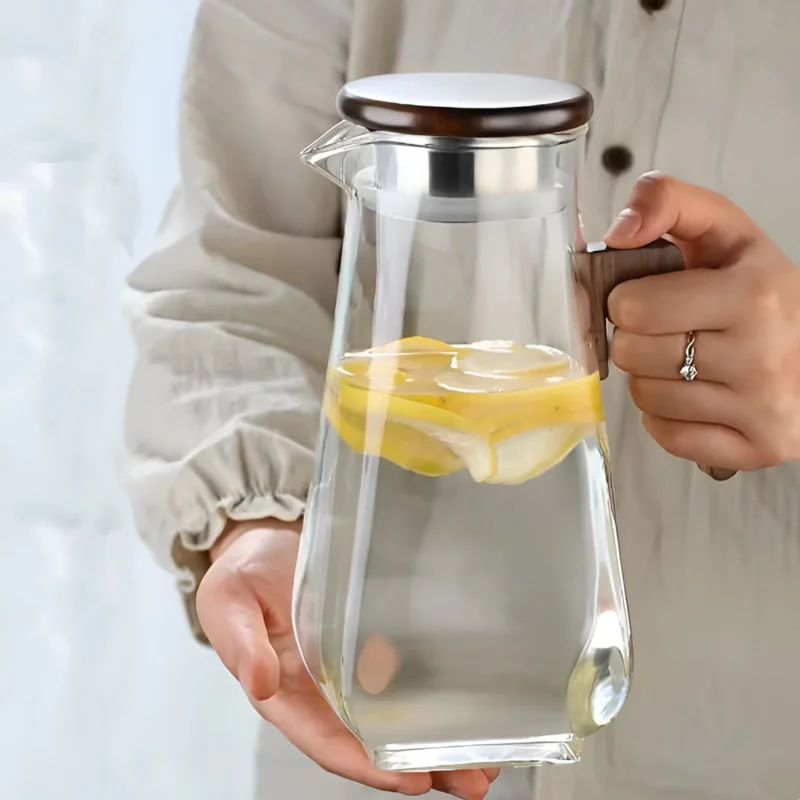 Glaskrug mit großem Fassungsvermögen – hitzebeständig und langlebig | Perfekt für Wasser und Saft | Karnz