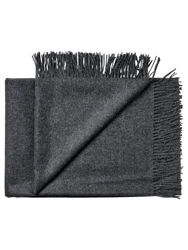 Arequipa Decke, dark grey von Silkeborg Uldspinderi
