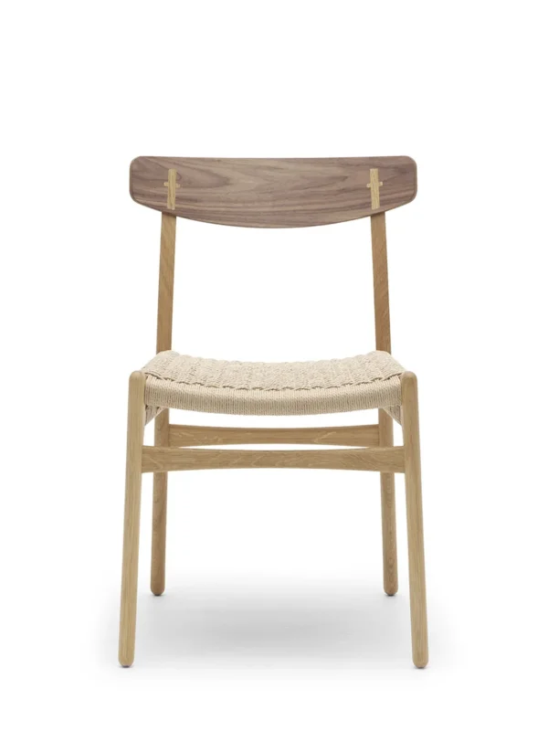 CH23 Spisestuhl, Eiche/Walnuss Öl von Hans J. Wegner