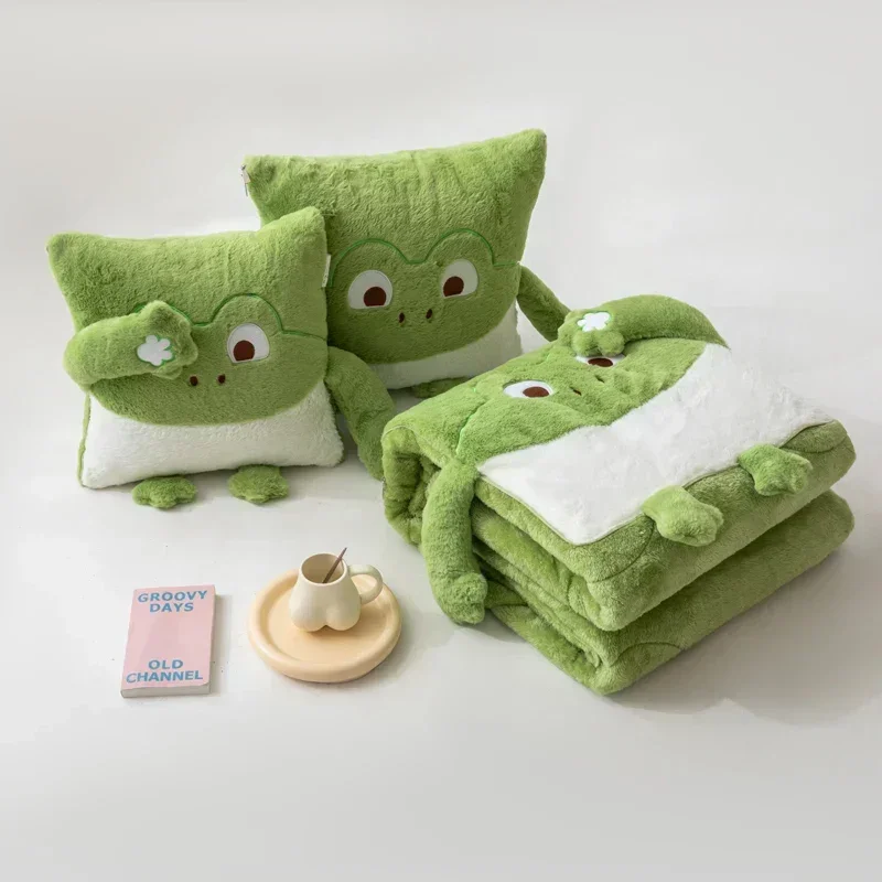 Kuschelige Monsterträume – Mini Kissen-Decke für Kinder