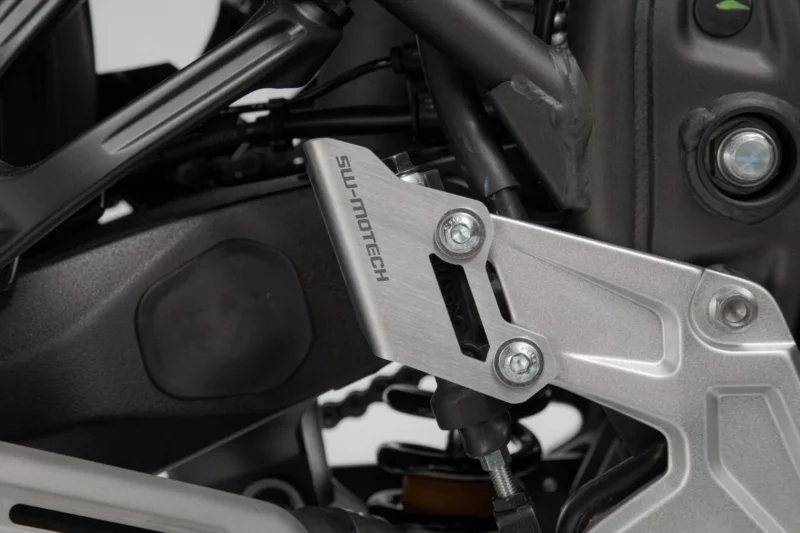 Yamaha XTZ 700 D Tenere 700 World Raid [2023] - Bremspumpen-Schutz – Bild 1