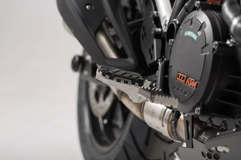 KTM 990 Adventure [2006-2013] - ION Fußrasten-Kit – Bild 1