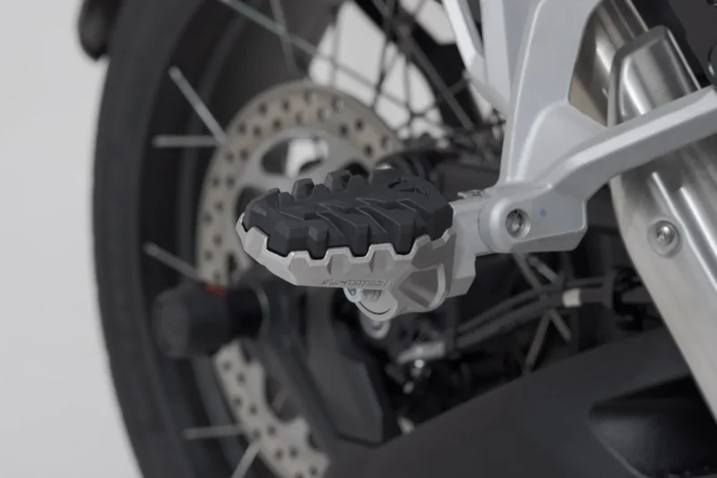 Triumph Tiger 1200 [2022-2024] - EVO Sozius-Fußrasten-Kit – Bild 1