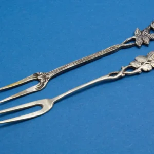 2 Cocktailgabeln aus Silber, Hildesheimer Rose